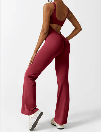 Rygglös jumpsuit med utsvängd byxa – Liv